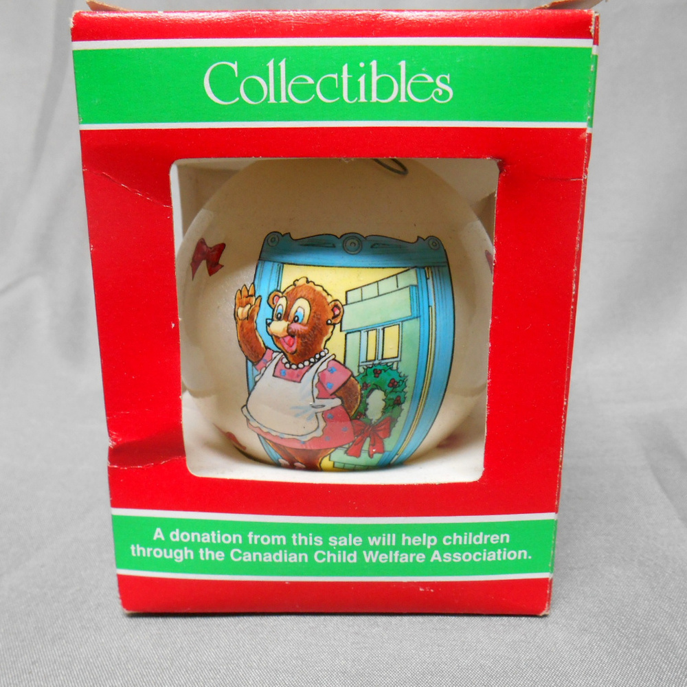 Collectible Christmas tree ornament bear bow theme